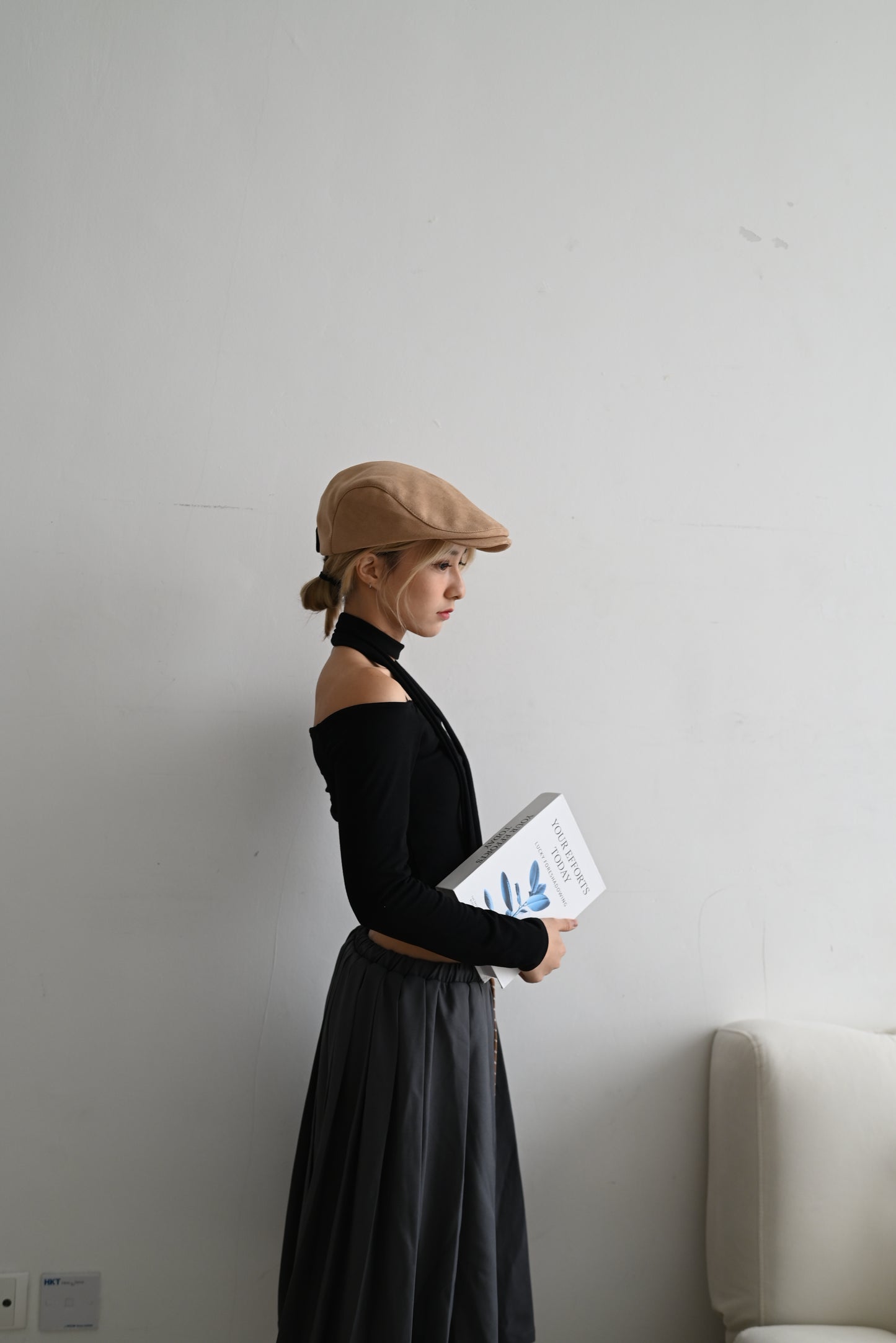 掛頸LOW CUT TOP