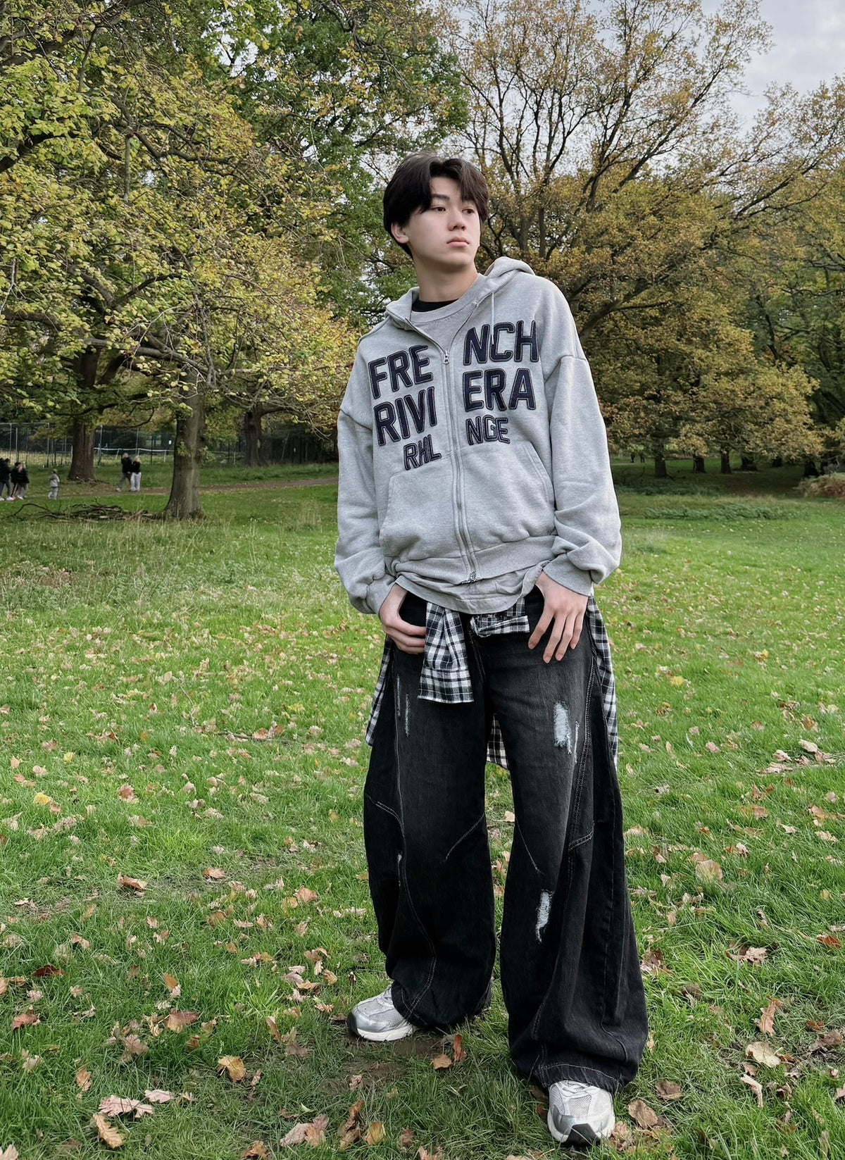 Distressed Denim Balloon jeans
