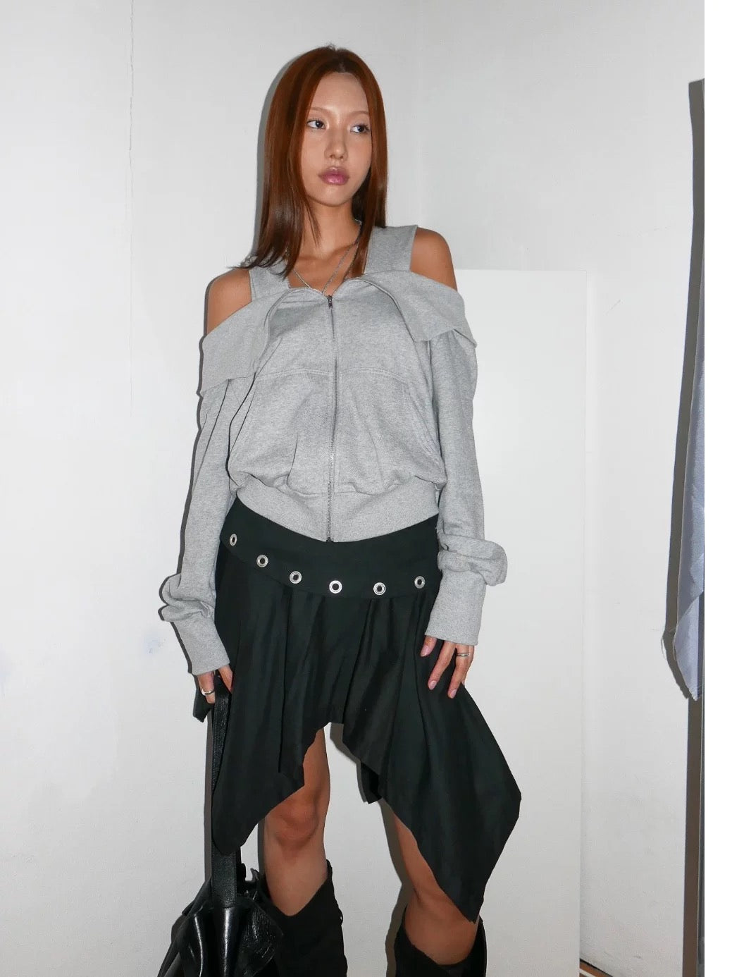 Shoulder Exposed Zip-Up Jacket
