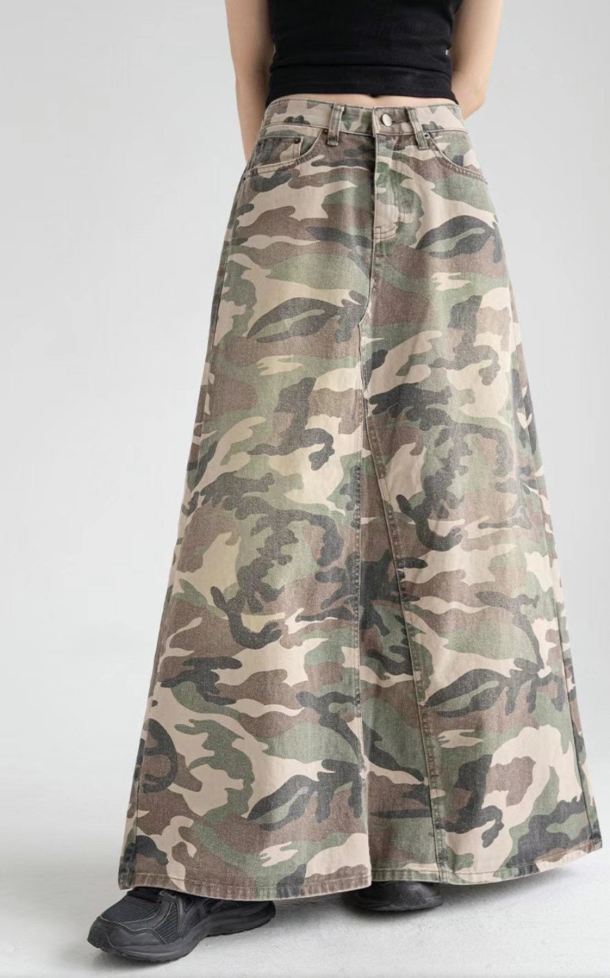 Camouflage long denim skirt