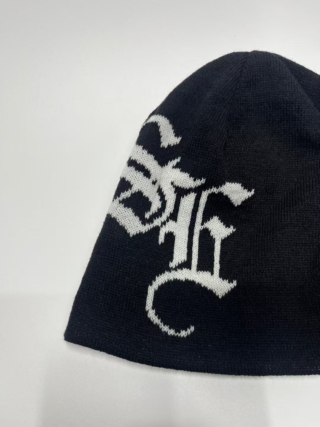 Black lettering hat
