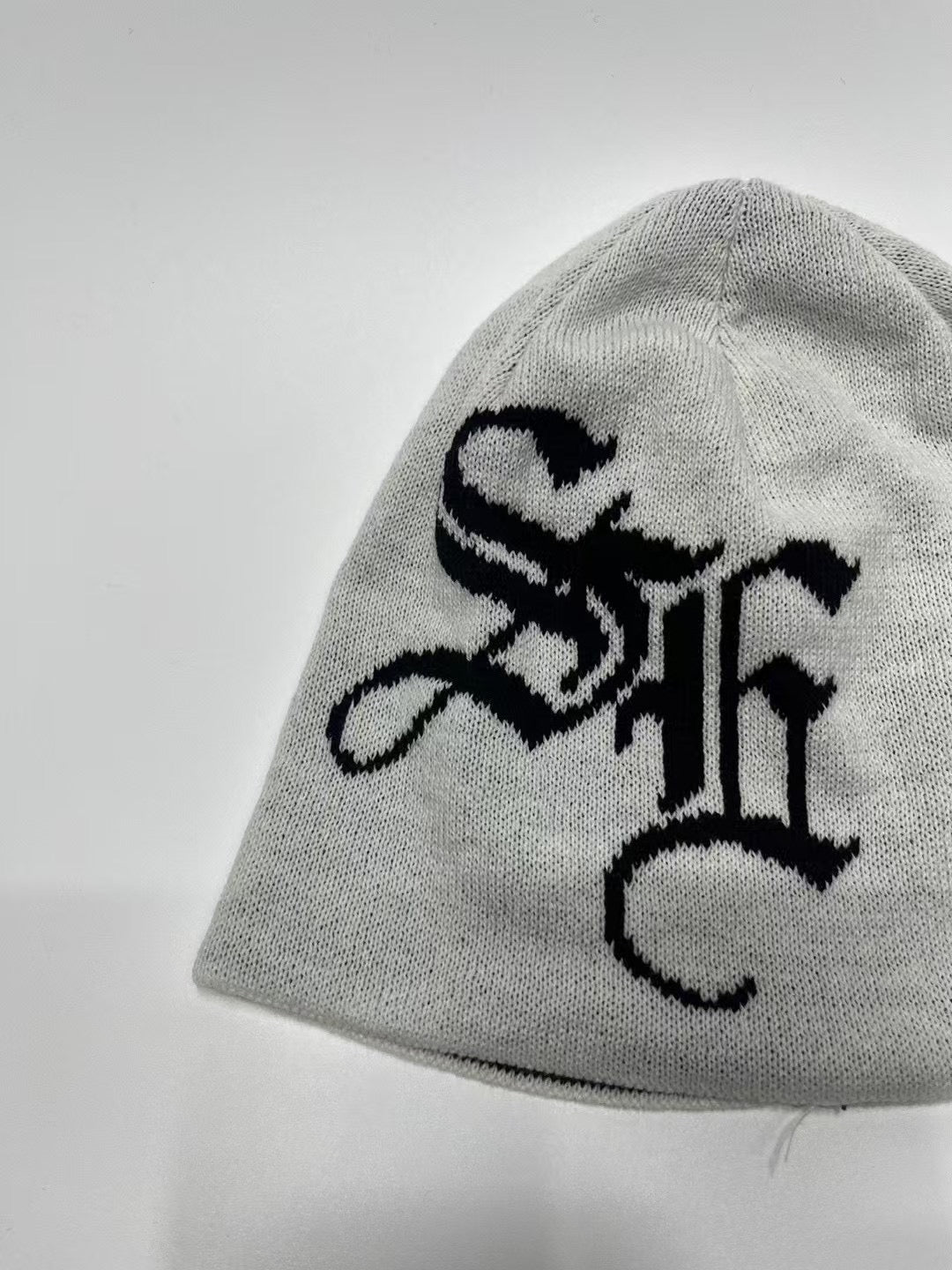 Black lettering hat