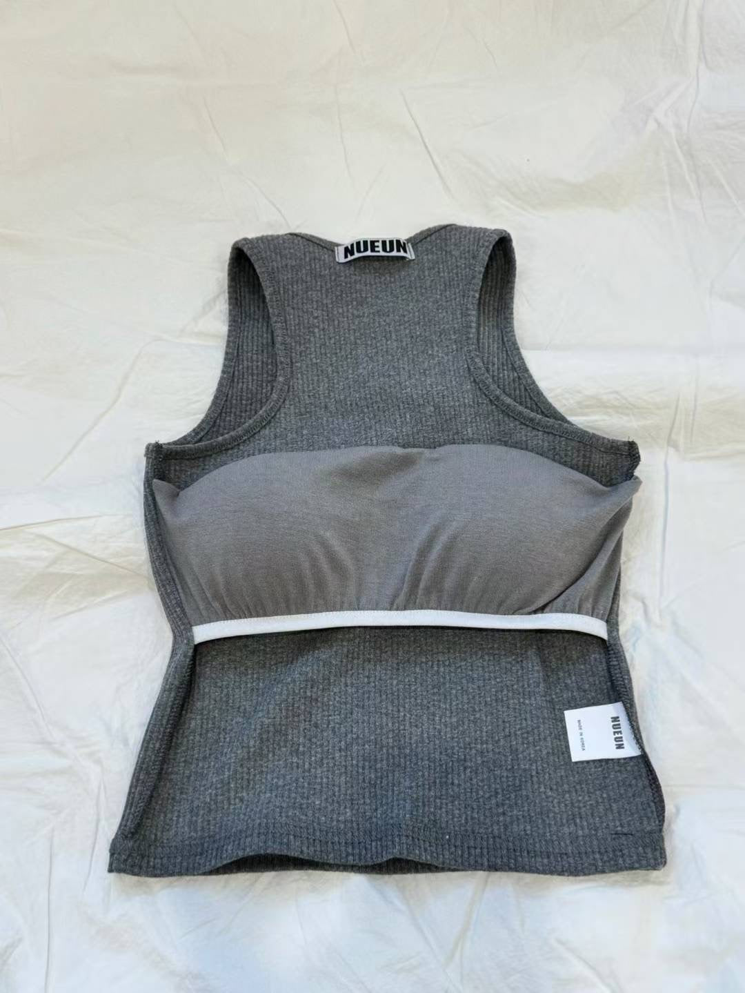 Sleeveless bra vest
