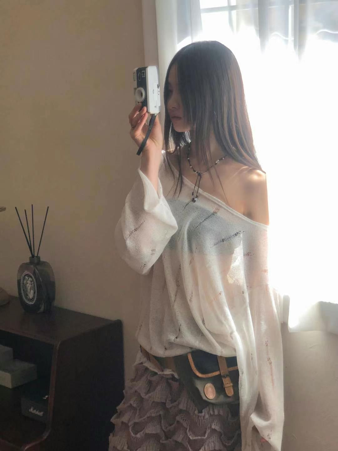 Off-Shoulder Mesh Layered Tee