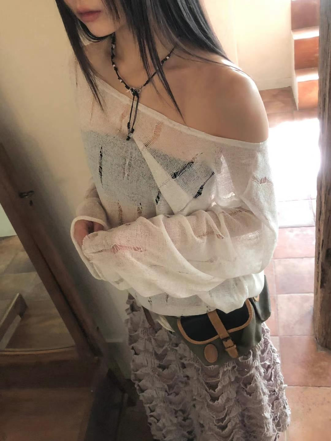 Off-Shoulder Mesh Layered Tee