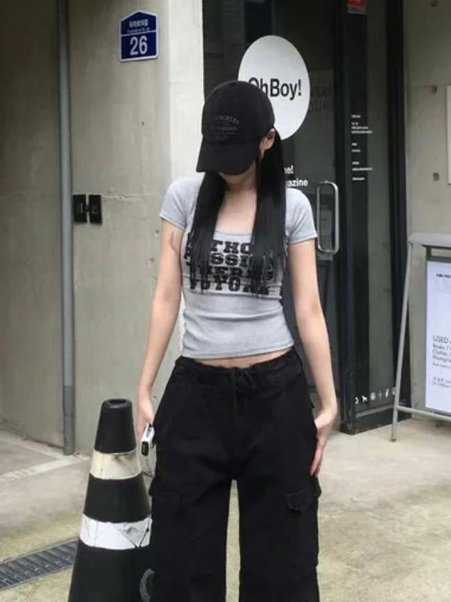 SlimLetter Tee