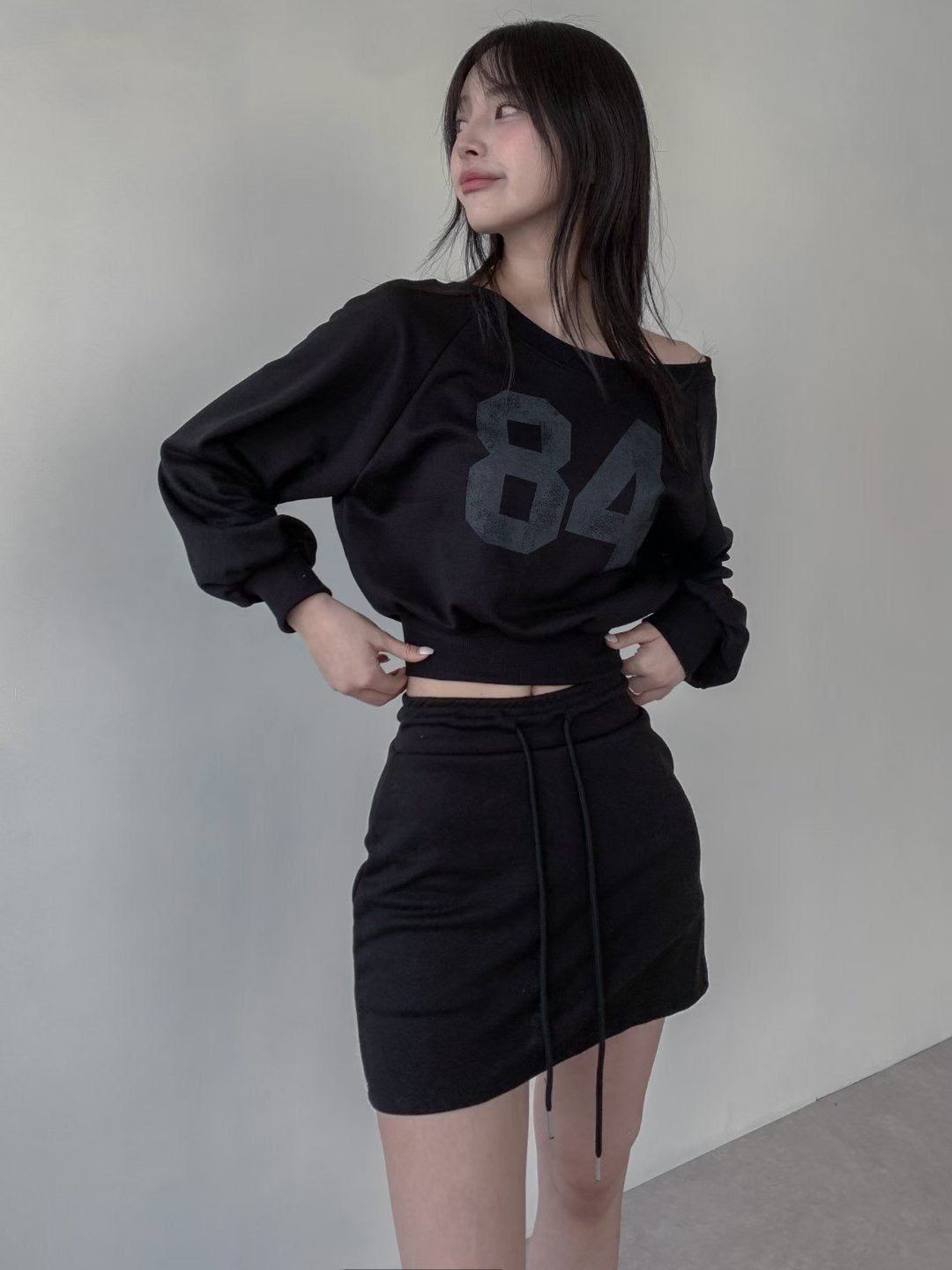 84 Off-Shoulder Top