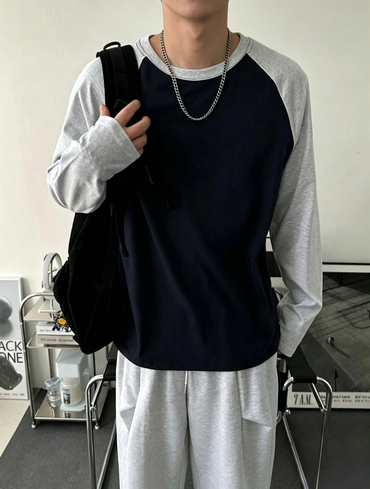 Color Block Raglan Long Sleeve Tee