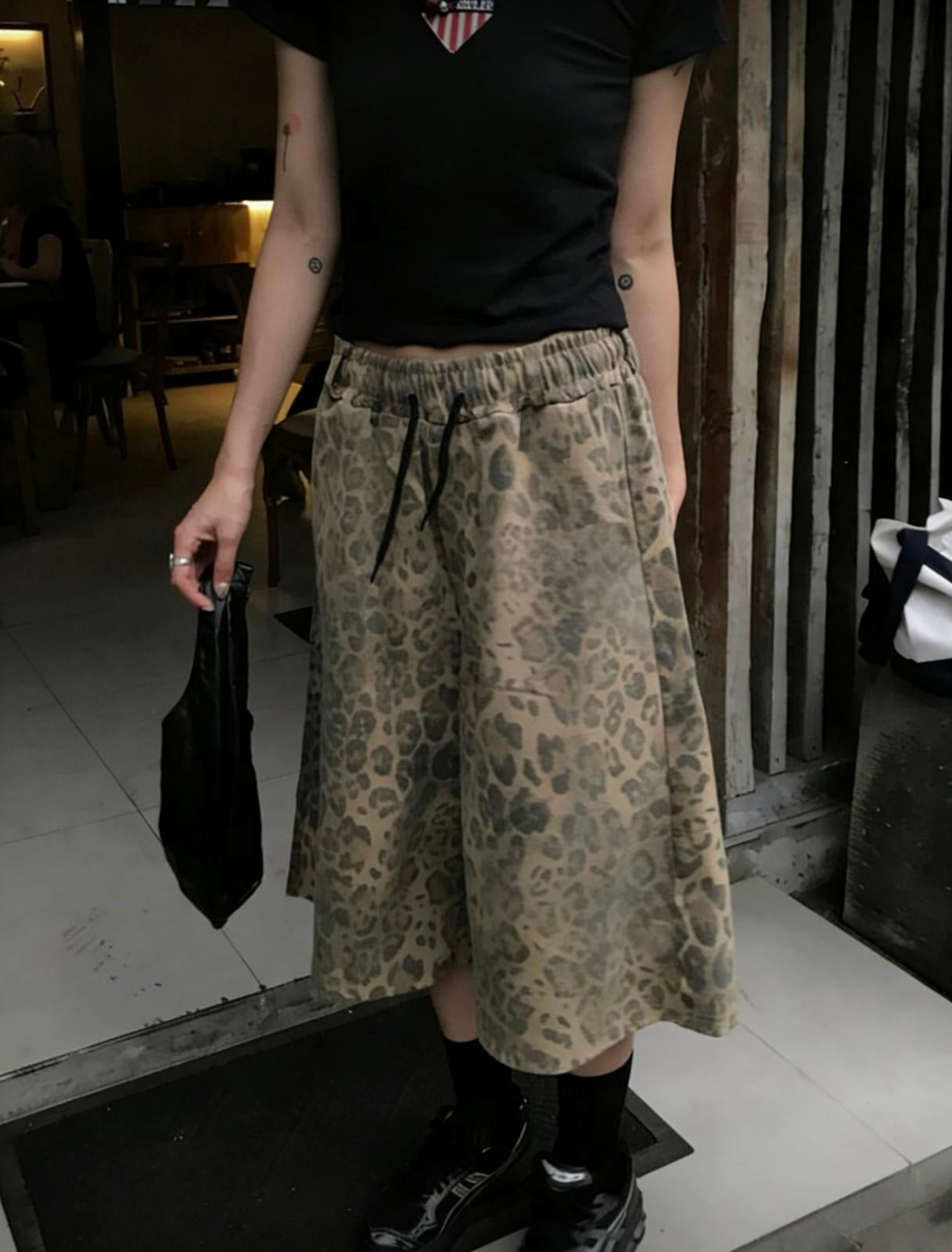 Leopard Wash Release Jeans