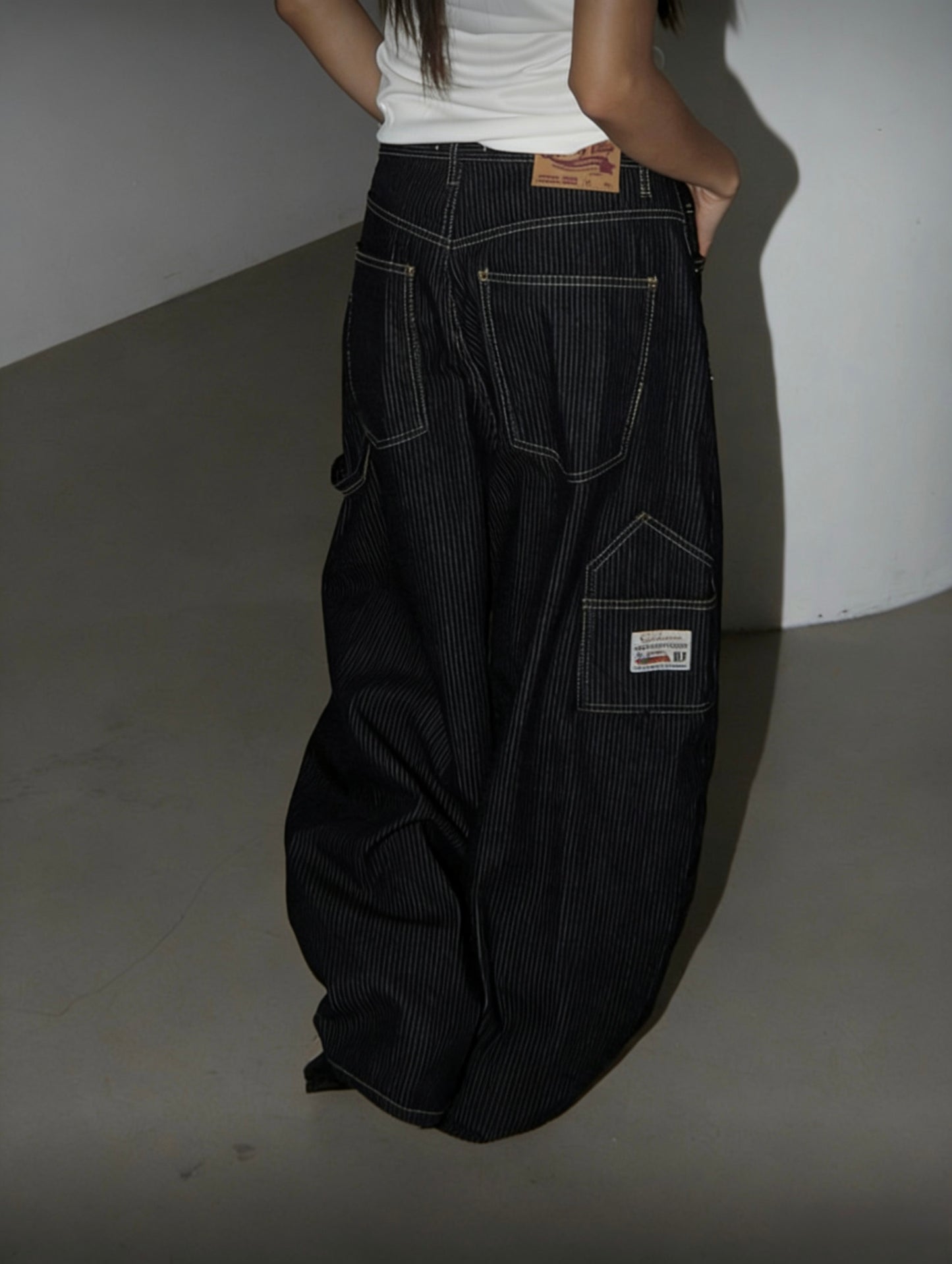 Striped curved cargo pants