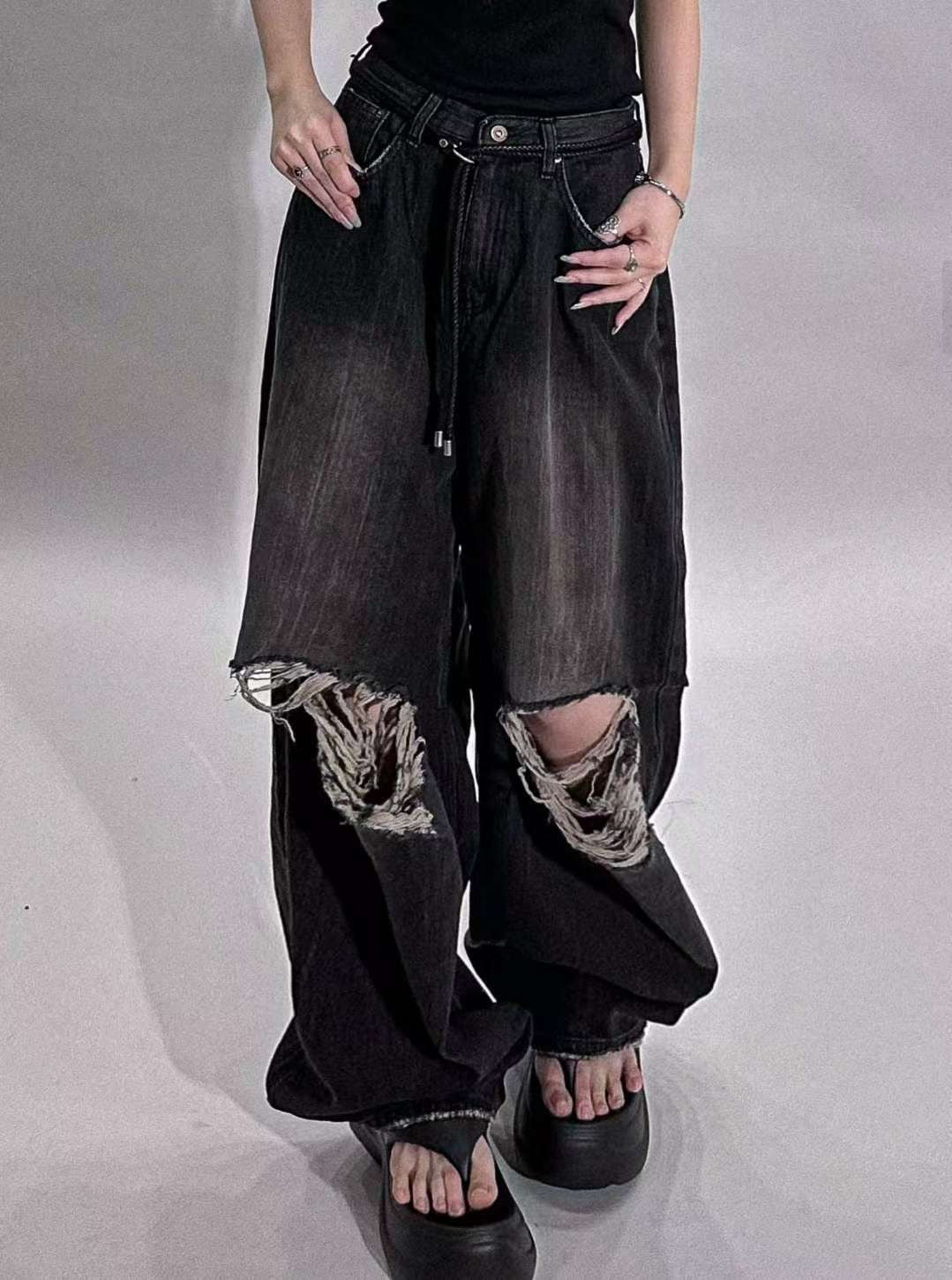 Wide Black Damaged Jeans