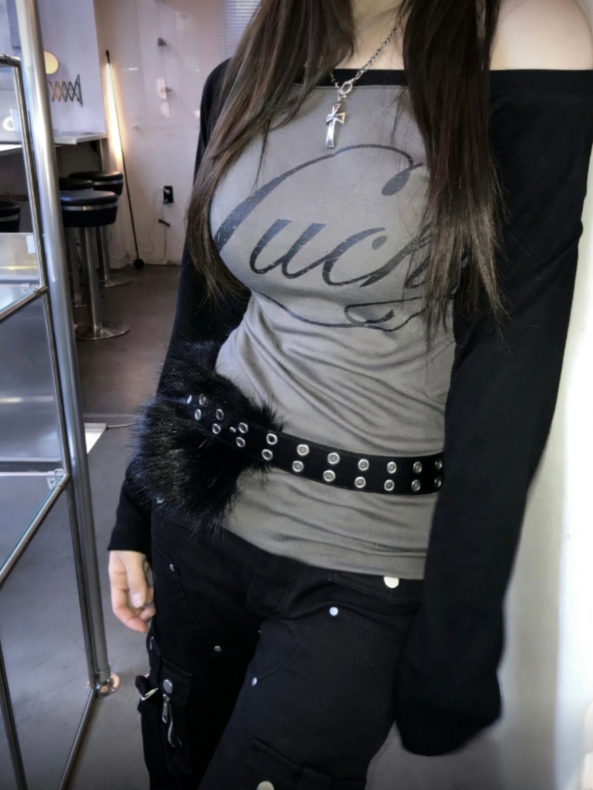 Lucky off-shoulder top