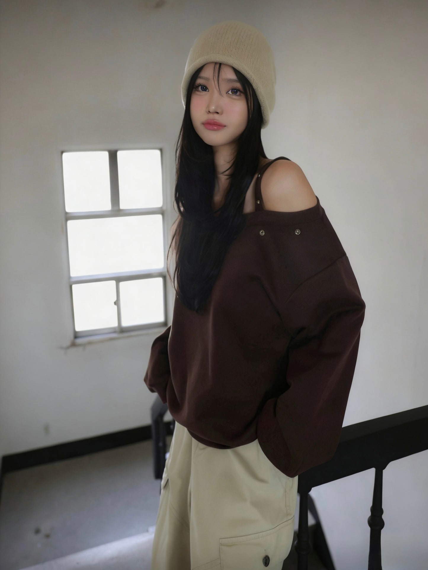 Cut-Out High-Shoulder Sweatshirt