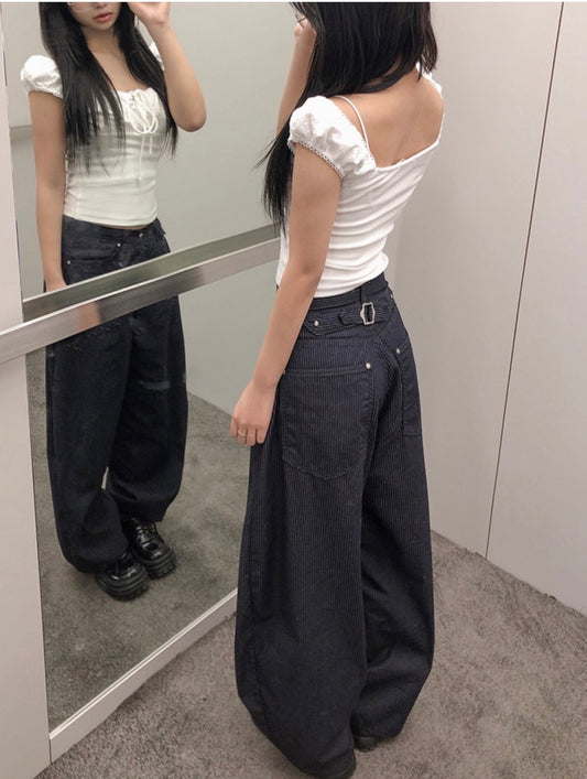 Buckle Stripe Curved Pants