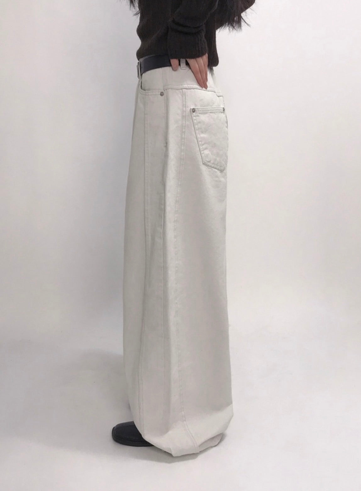 Side-Cutout Scimitar Pants