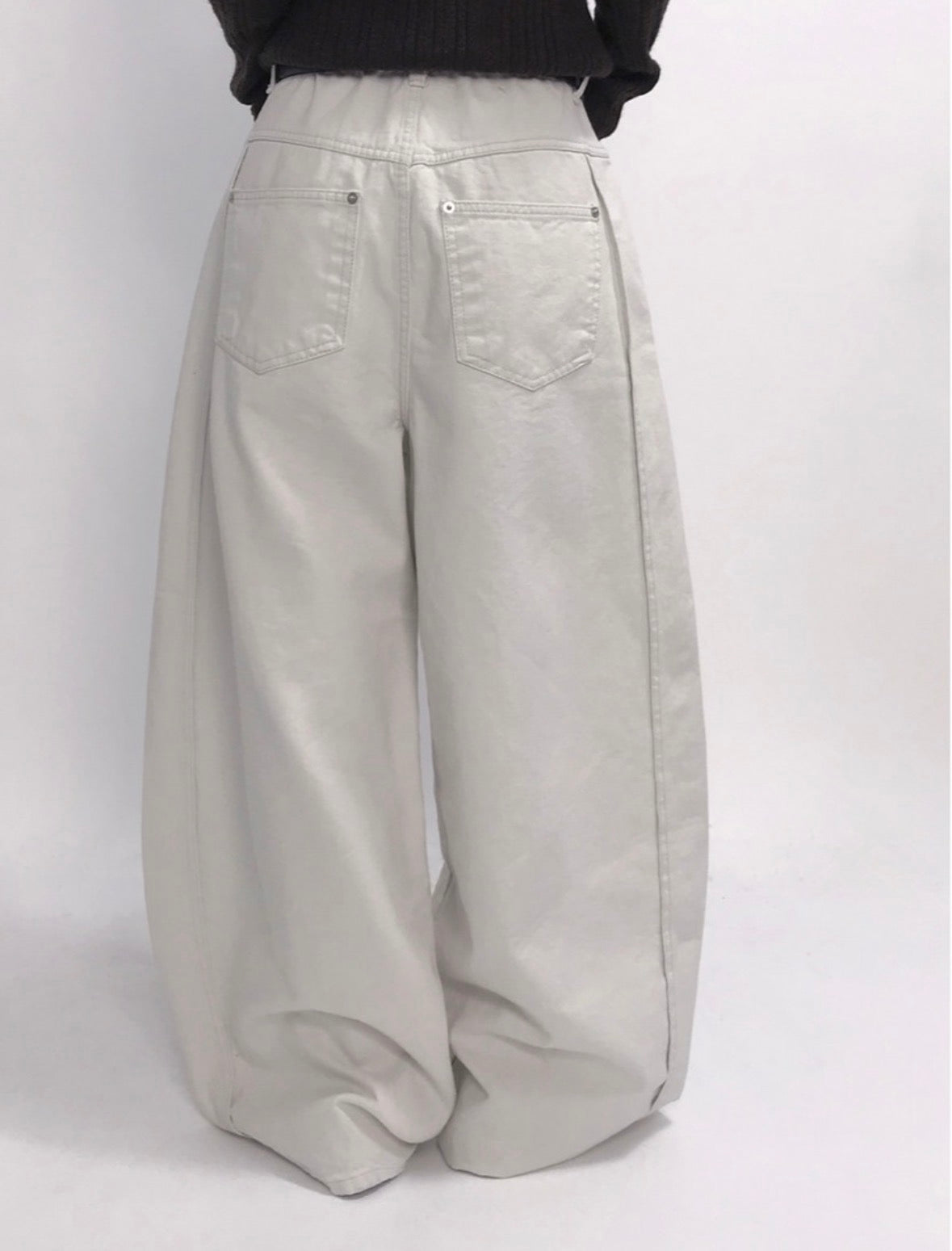 Side-Cutout Scimitar Pants