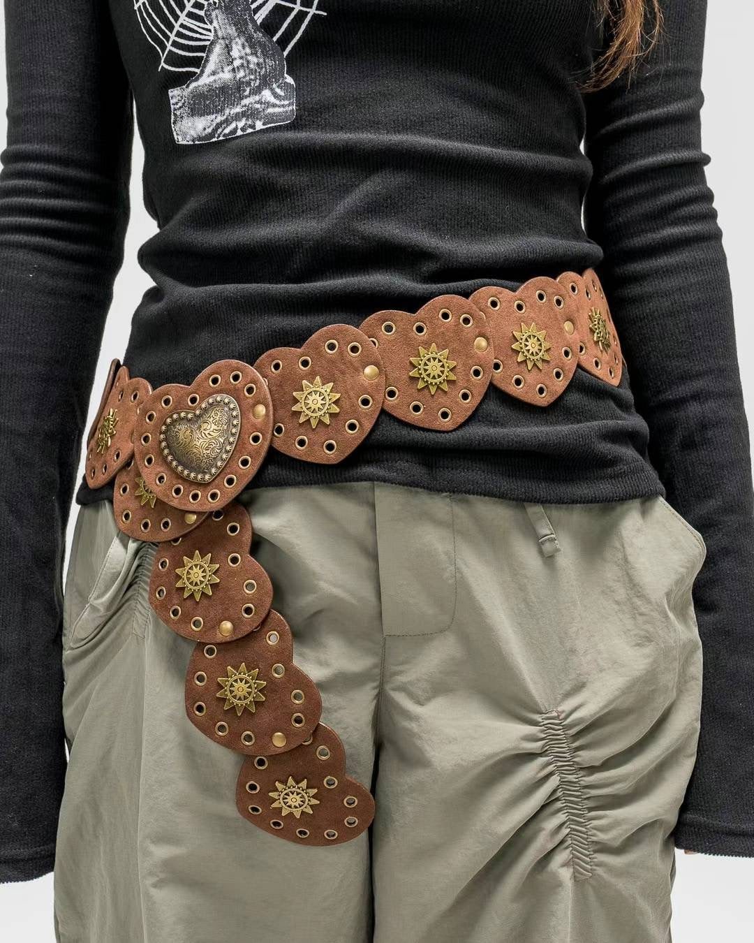 Vintage heart belt