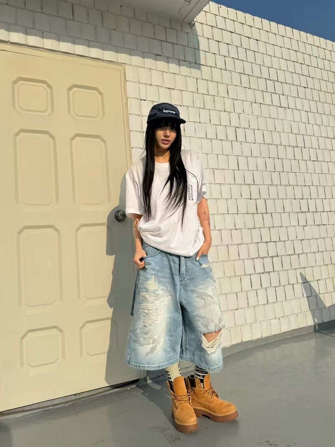 暗迷彩破洞牛仔褲