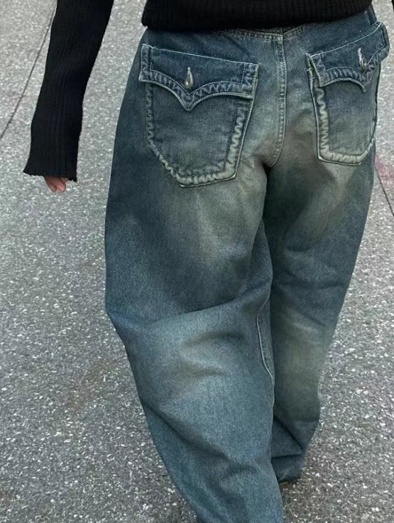 Loop pocket jeans