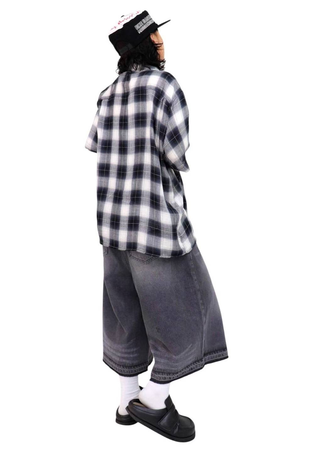 Bermuda jeans (hem seams, summer denim, unisex, frosted)