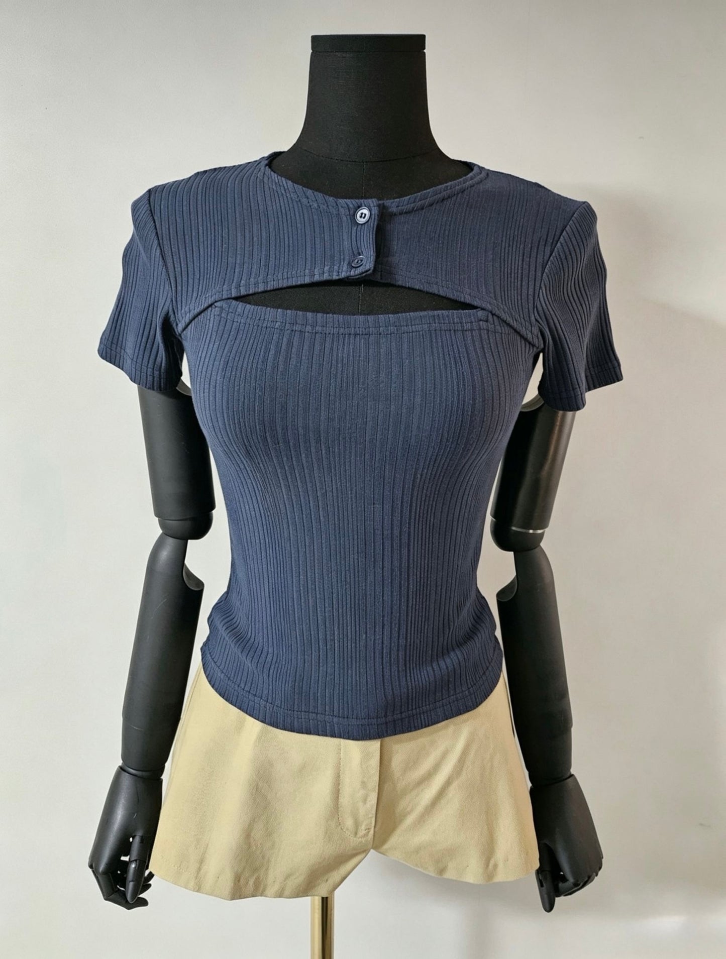 Chest Cut-out Ribbed Tee