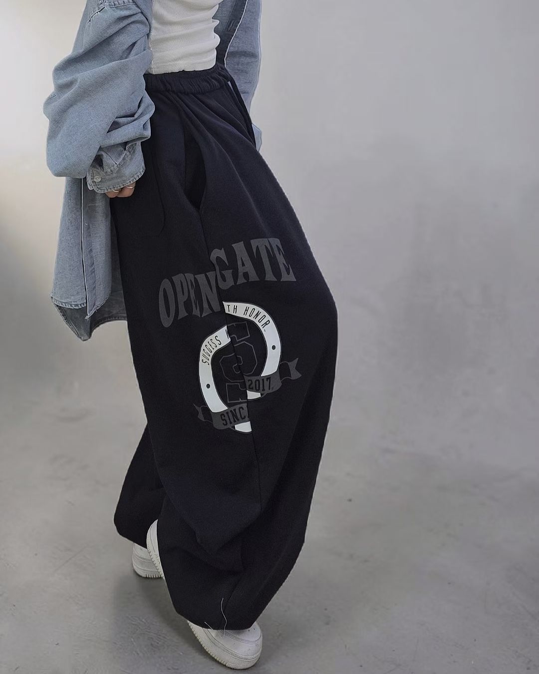 Logo Wide Sweatpants