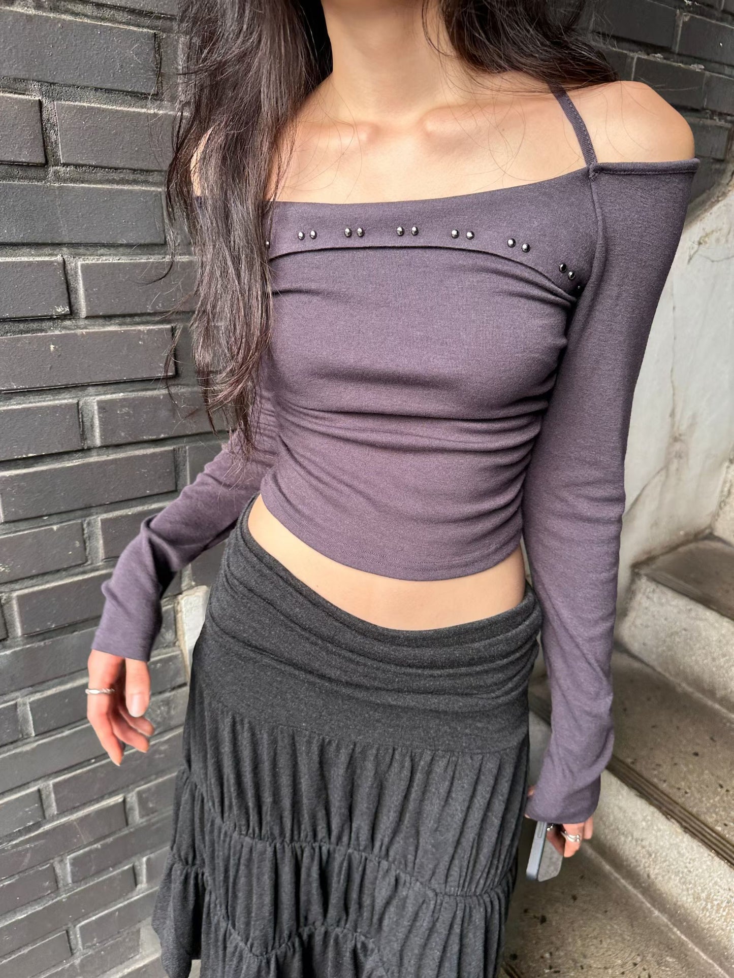 Off-Shoulder Slim Top